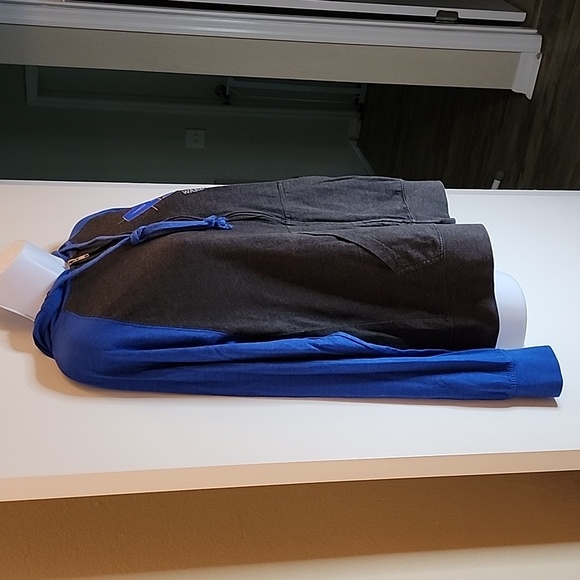 Malibu Axis Wake Research Zip-Up Hoodie, Lightweight, Size Small - Picture 2 of 7